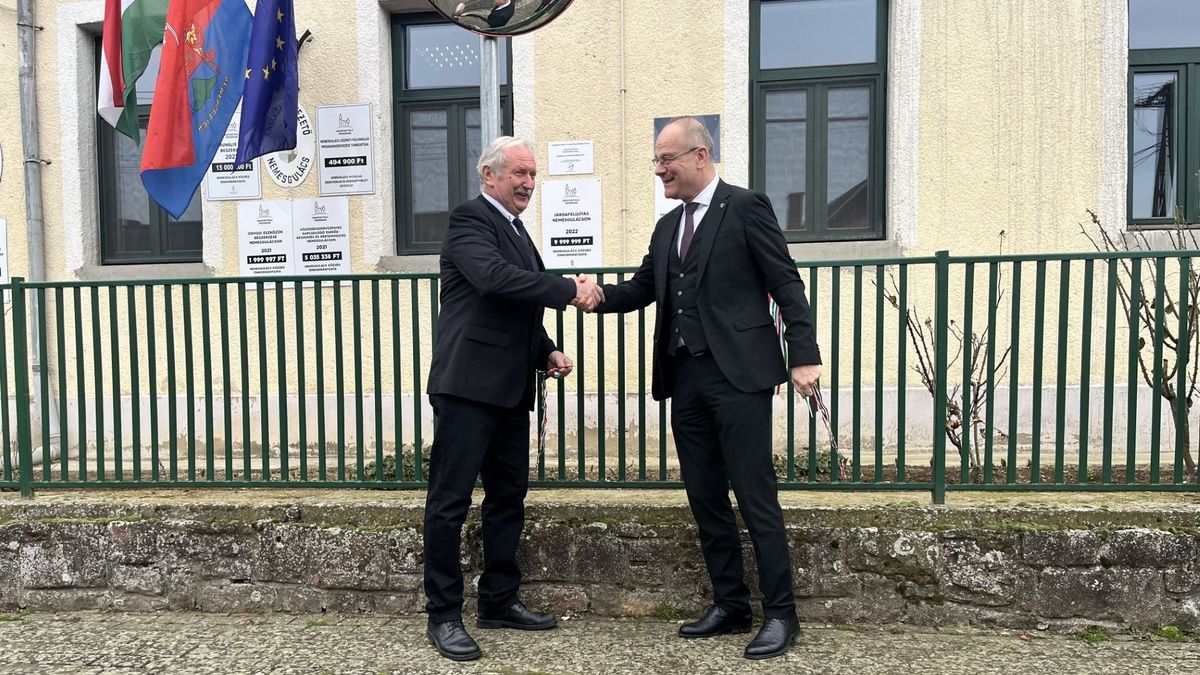 Megújult a nemesgulácsi önkormányzat épülete – Korszerű környezet, színvonalas szolgáltatások