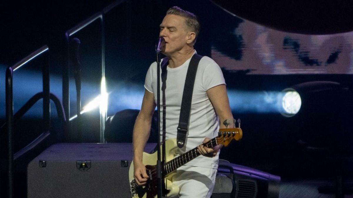 Bryan Adams decemberben Budapesten lép fel