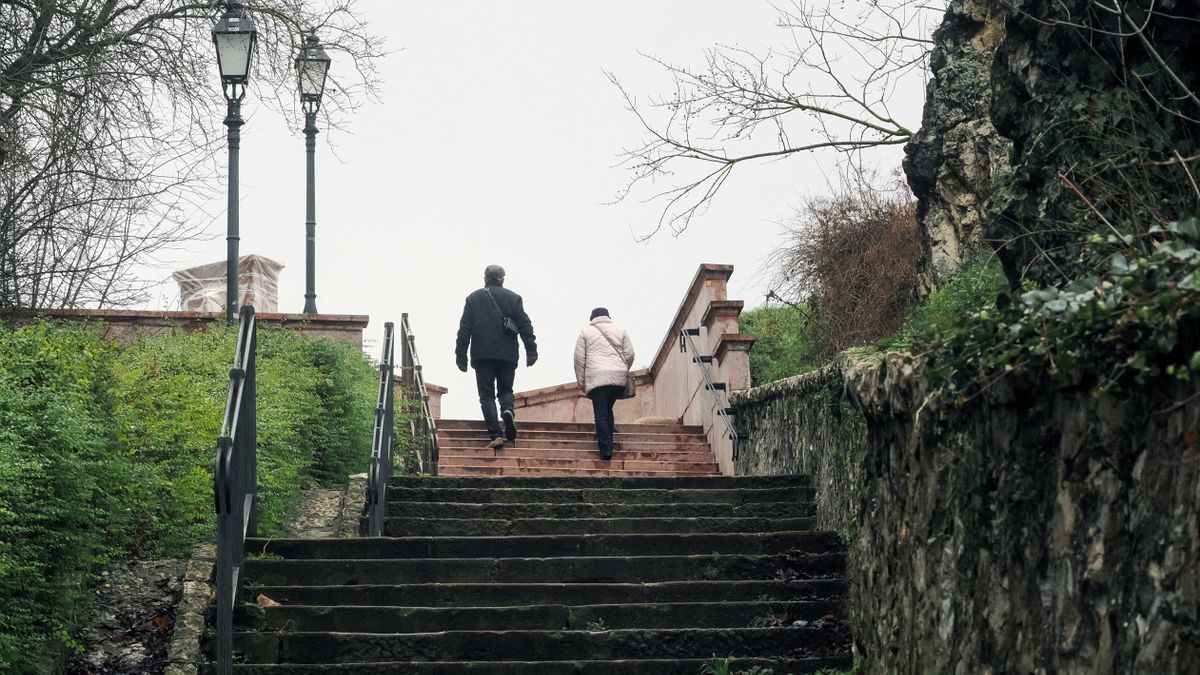 Esővel indul, széllel folytatódik a kedd Veszprémben