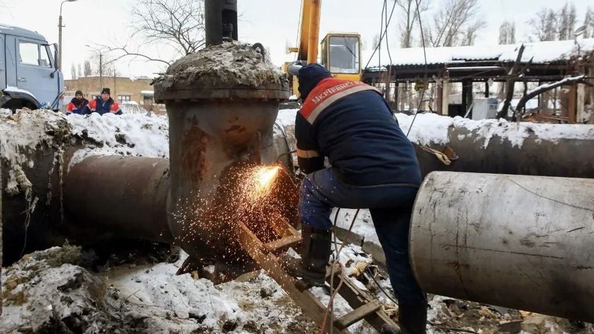 A végkimerülésig dolgoznak az ukrán karbantartók