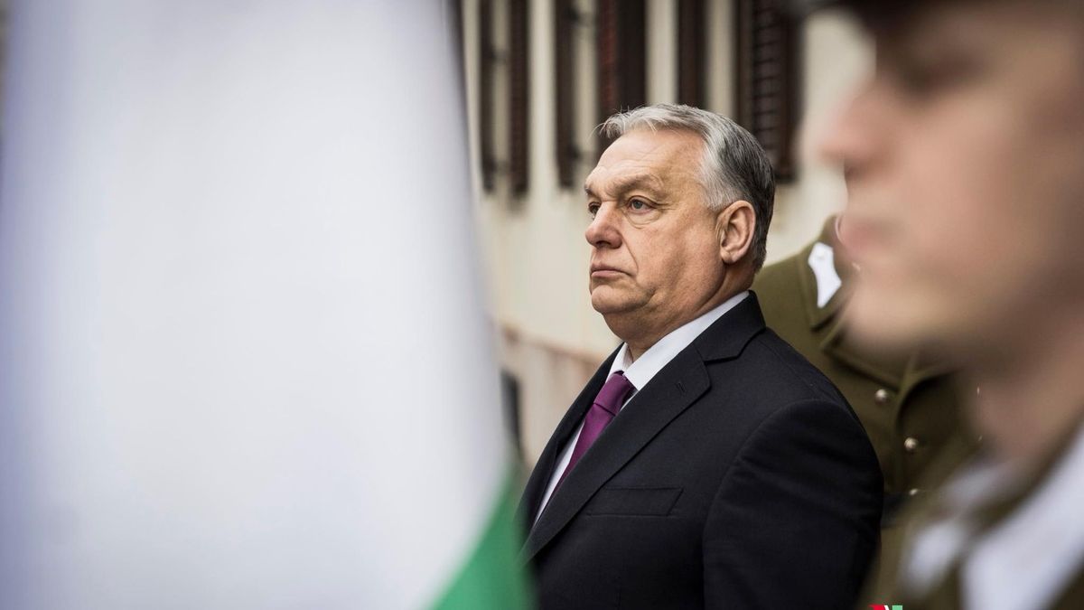 Orbán Viktor: az olajszállításokat haladéktalanul meg kell indítani