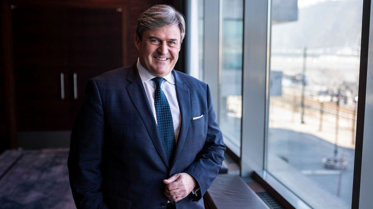 Magyar Péter gazdasági szakértője afrikaiakat hozna be (videó)