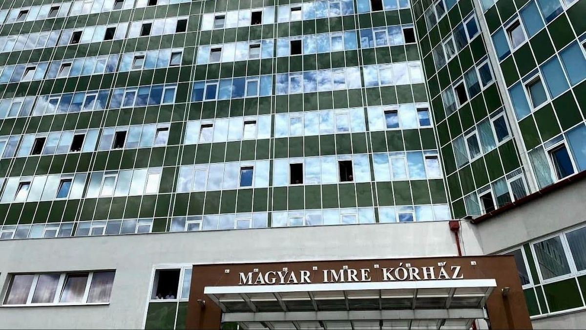 Kórházi helyzet: Veszprémben látogatási tilalom lépett életbe, Ajkán csak szigorítások