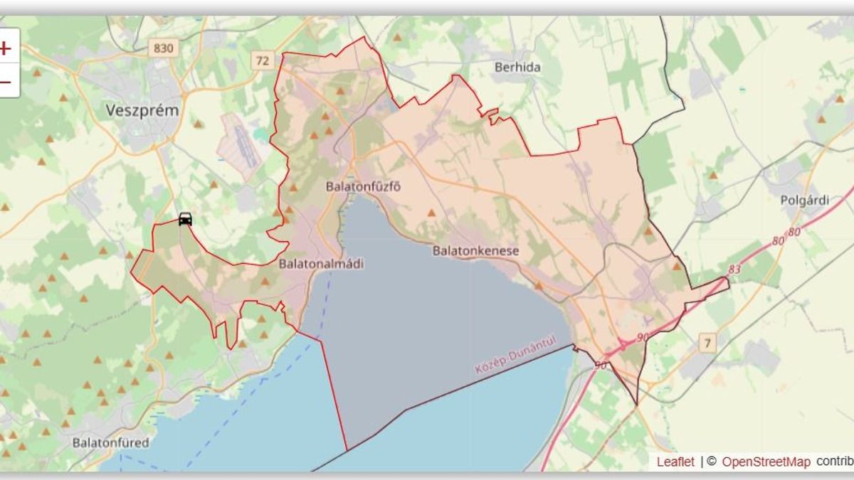 Oldalára borult egy autó Veszprém és Felsőörs között