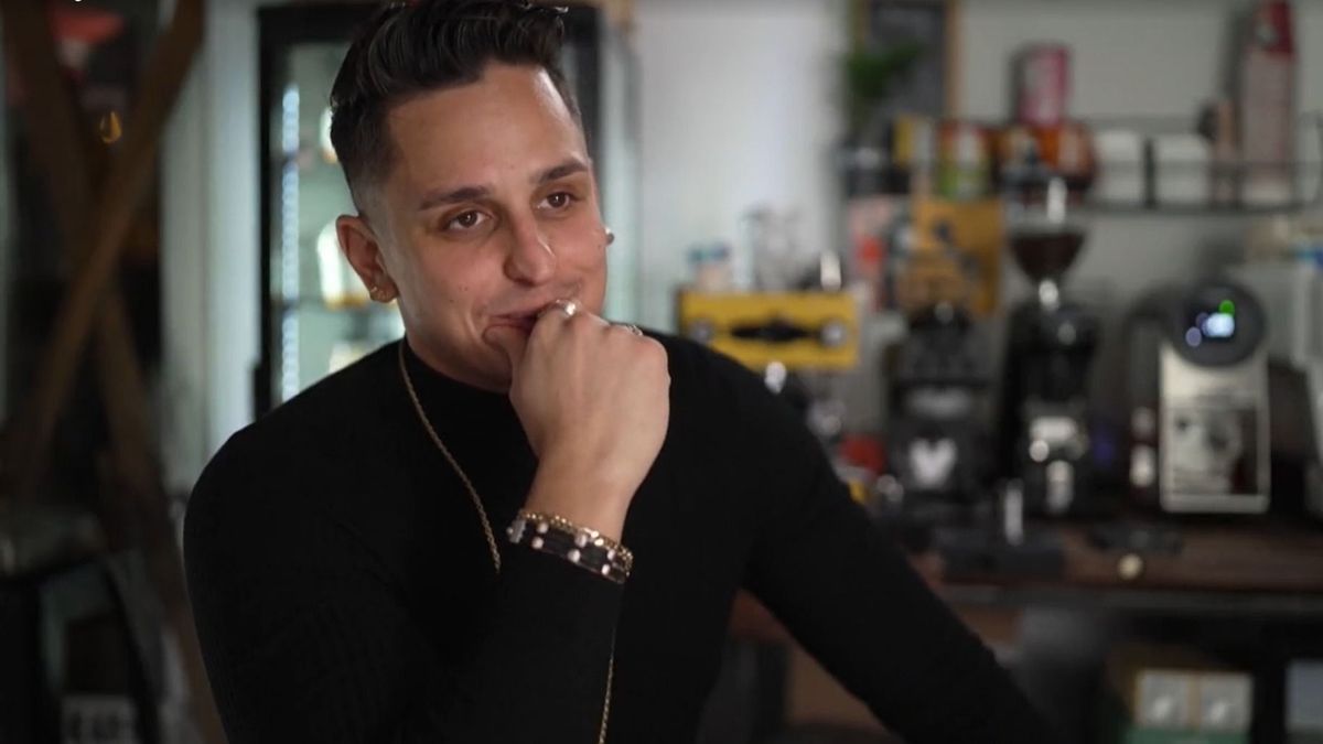 A barátság ereje és a múlt feldolgozása Aurelio életében