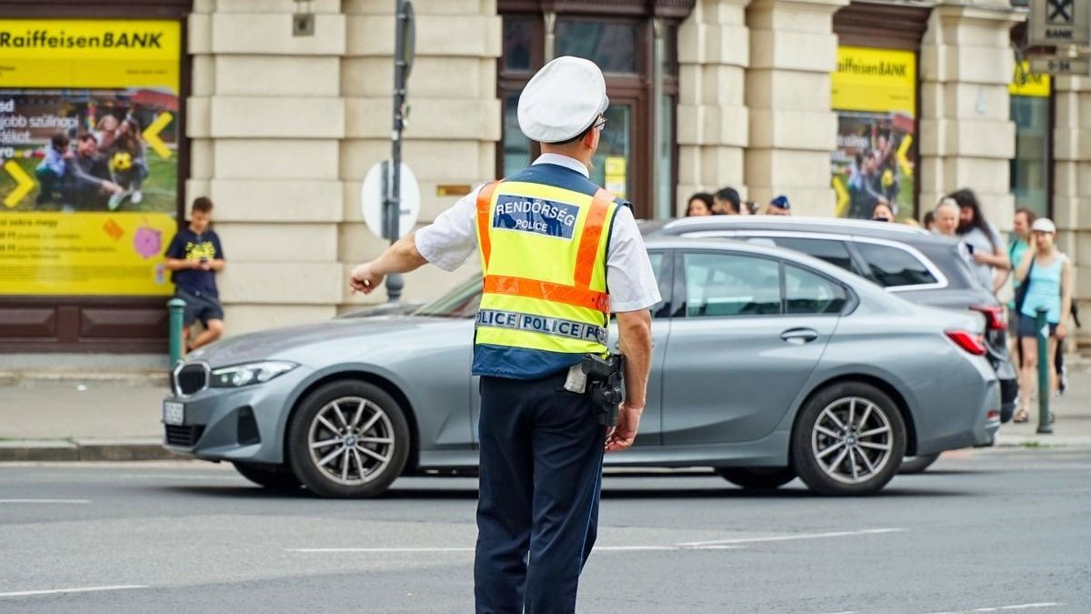 Bevonták a jogsiját, mégis volán mögé ült a kisbéri férfi