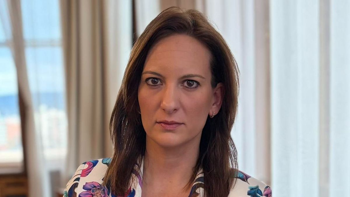 Európa háborús szereplő akar lenni vagy béketeremtő? – Hegedűs Barbara fontos beszéde