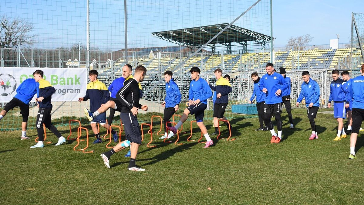 Rangadót hoz a labdarúgó NB III tavaszi nyitánya