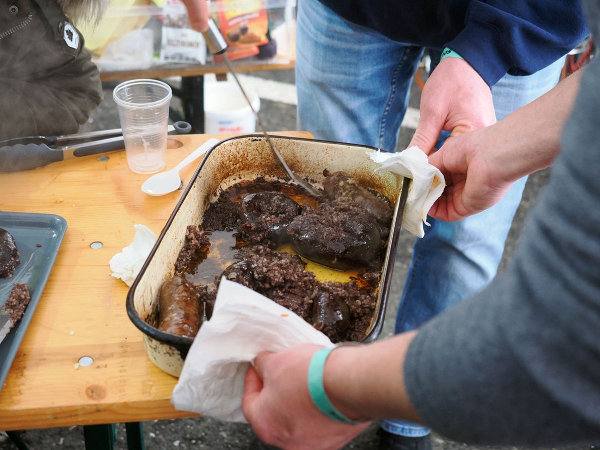 A Vámosi Lencse- és Hurkafesztivál napközben főzőversenyeket és esti koncerteket kínált minden korosztálynak. Fotó: Nagy Lajos / Napló