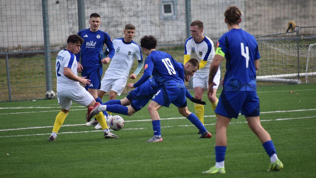 Új igazolással és döntetlennel folytatta a felkészülést a Perutz FC Pápa