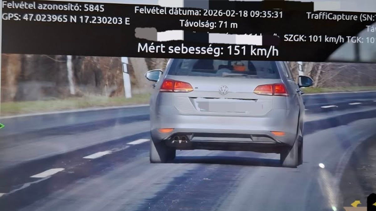 Durván túltolta a tempót a Volkswagen sofőrje, büntetőpontok és pénzbírság lett a „jutalma"