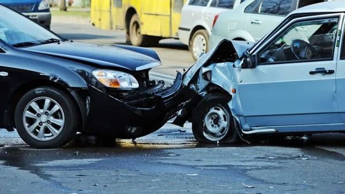 Tömegkarambol történt a 8-as főúton, mutatjuk a részleteket