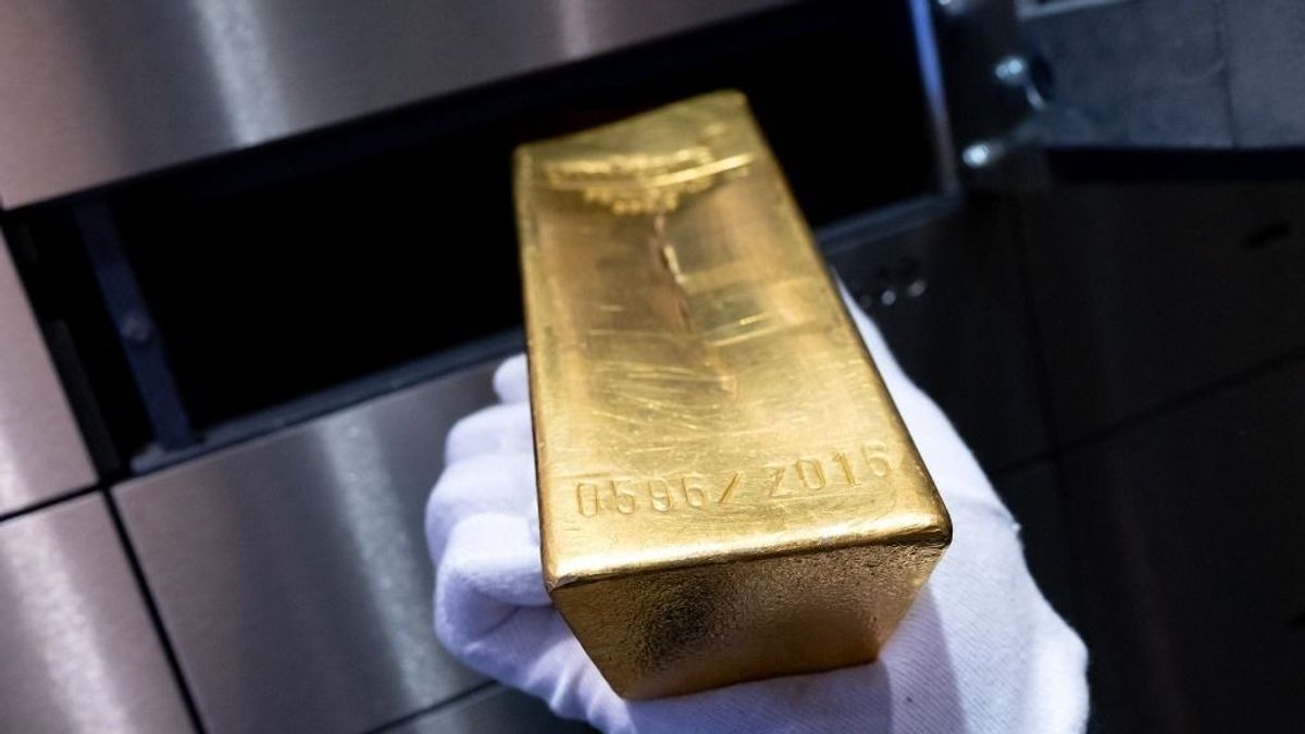 Rejtélyes ajándék: 21 kiló aranyrudat kapott a japán nagyváros