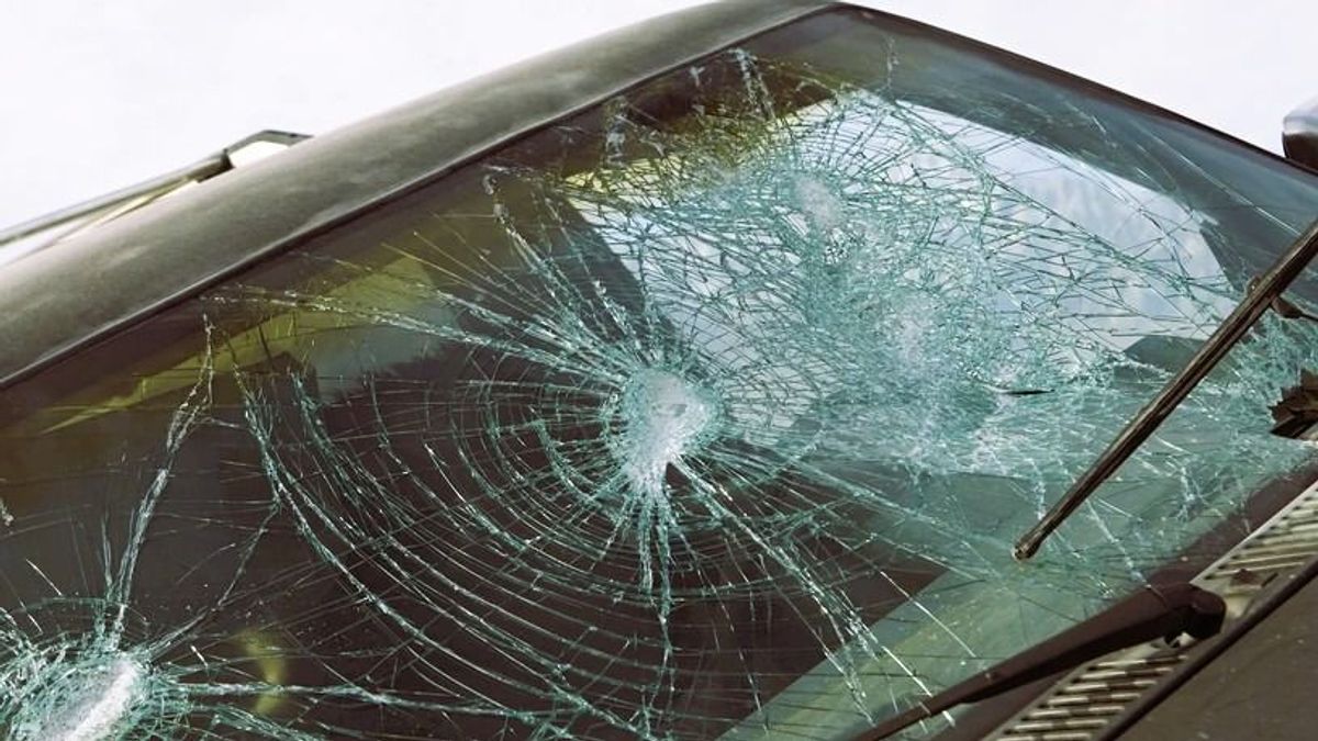 Halálos gázolás a 8-as főúton: a helyszínen szörnyethalt a középkorú férfi