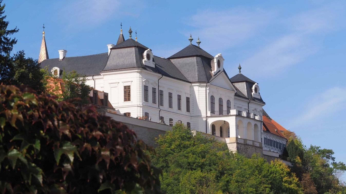 Ezek a részei lesznek látogathatóak a turistaszezonra a veszprémi várnak...