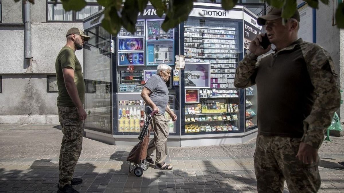 Kényszersorozás Ukrajnában: már az otthonukban sincsenek biztonságban a férfiak