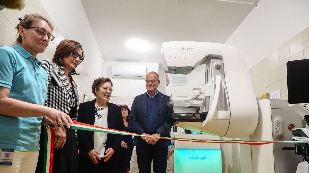 Új mammográfiás készüléket adtak át Tapolcán – erősödik a térség egészségügyi ellátása (képgaléria)