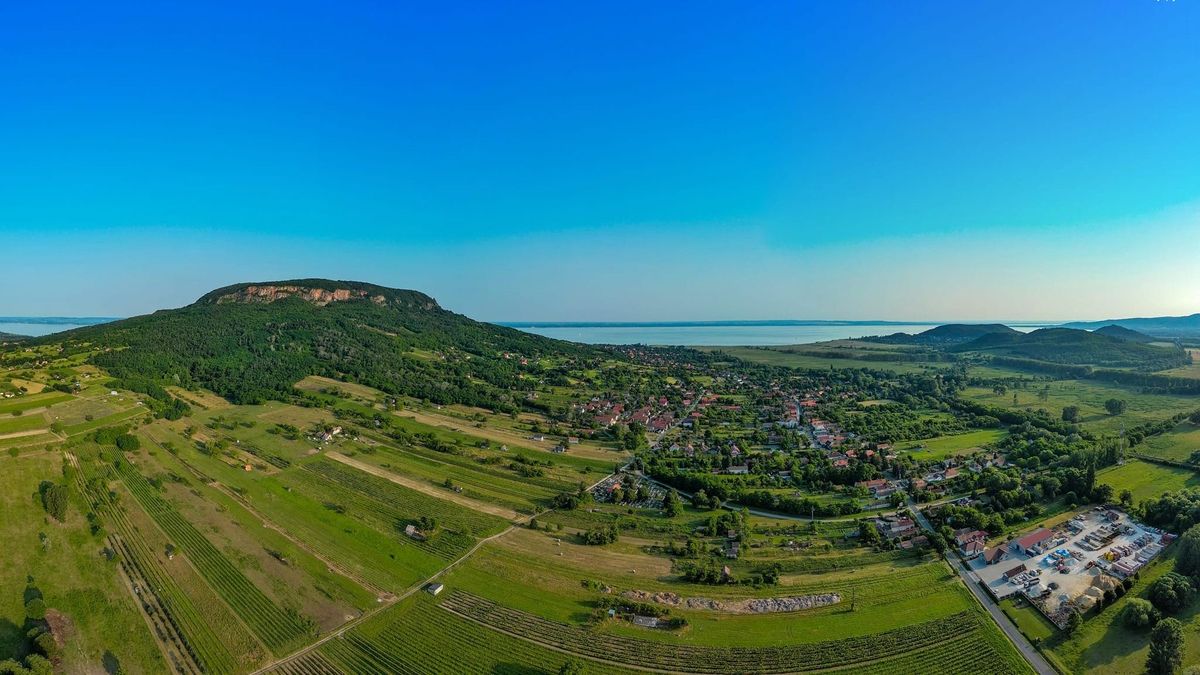 Tavaszi nagytakarítás a szőlőhegyen: megtisztul a Badacsony