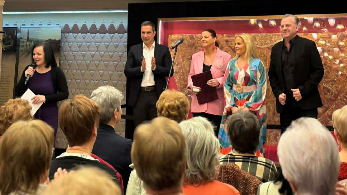 Tanulságos történeteket osztottak az életükről a vármegyei nyugdíjasok