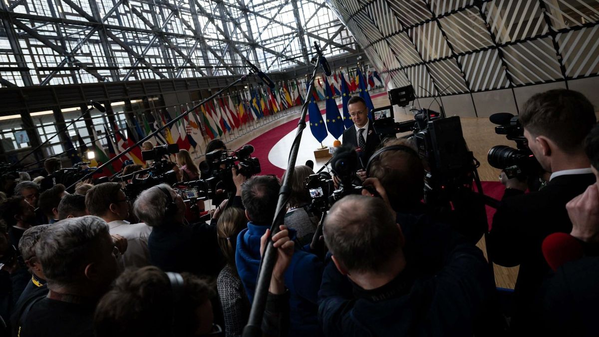 Szijjártó Péter: az ukránok hülyének néznek minket, de mi nem hülyék vagyunk, hanem magyarok (videó)