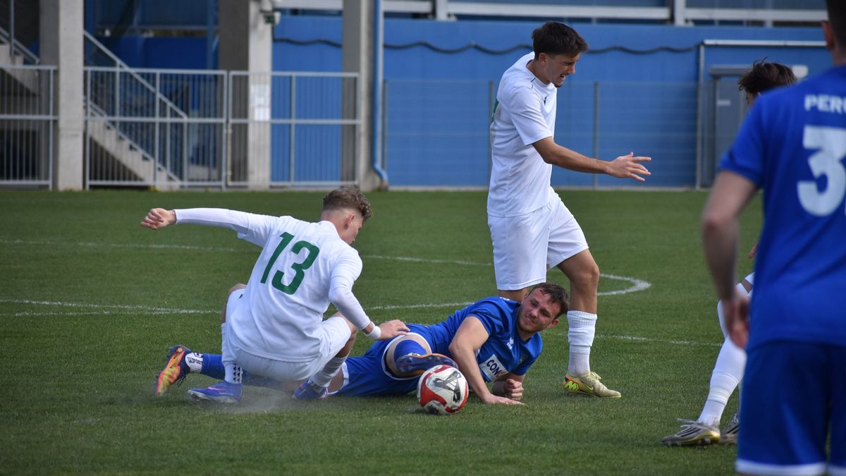 12 forduló után nyert ismét a Perutz, nagy buli volt az öltözőben (+videó)