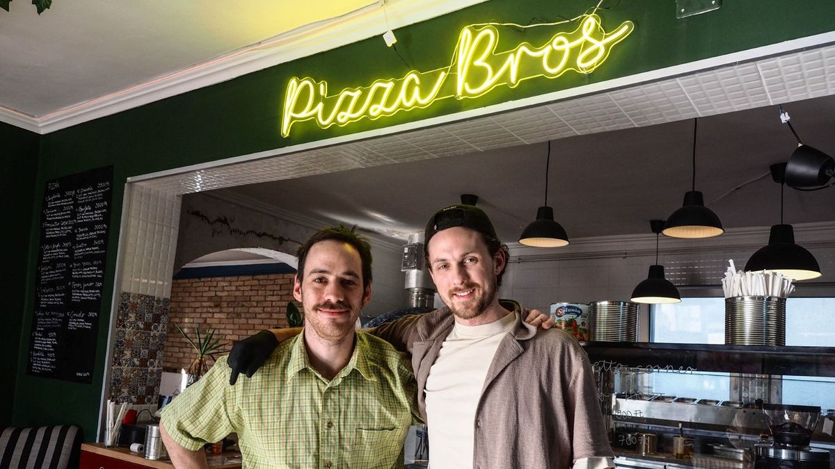 Sokan áhítoznak a receptre: így készül az igazi nápolyi pizza (galéria + videó)
