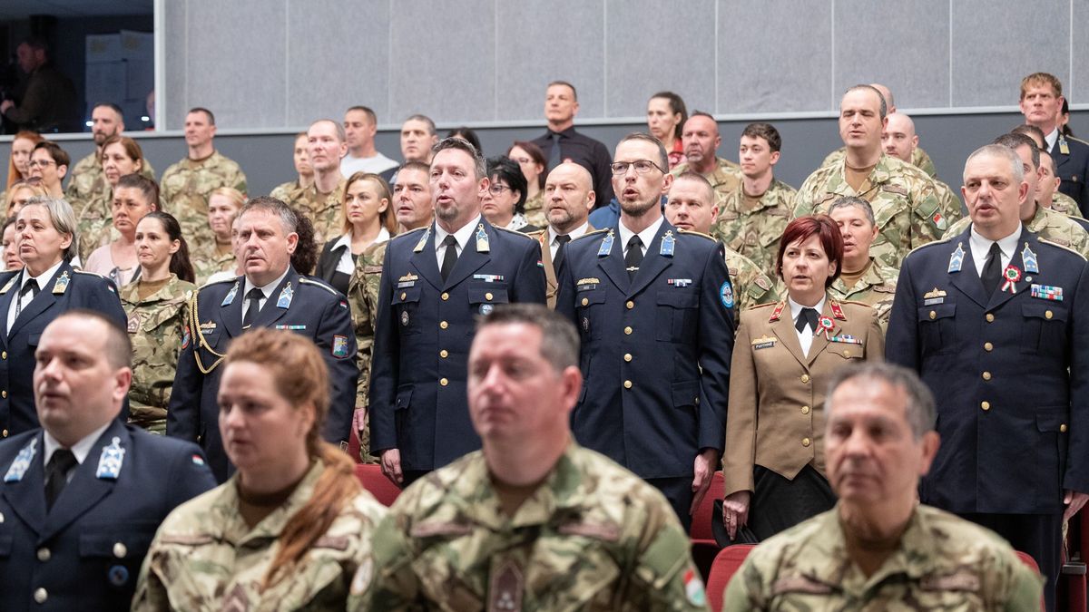 Ünnepi állománygyűlést tartott a Magyar Honvédség az Agórában (galéria)