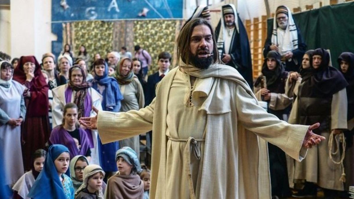 Gyors összefogás mentette meg a virágvasárnapi passiójátékot