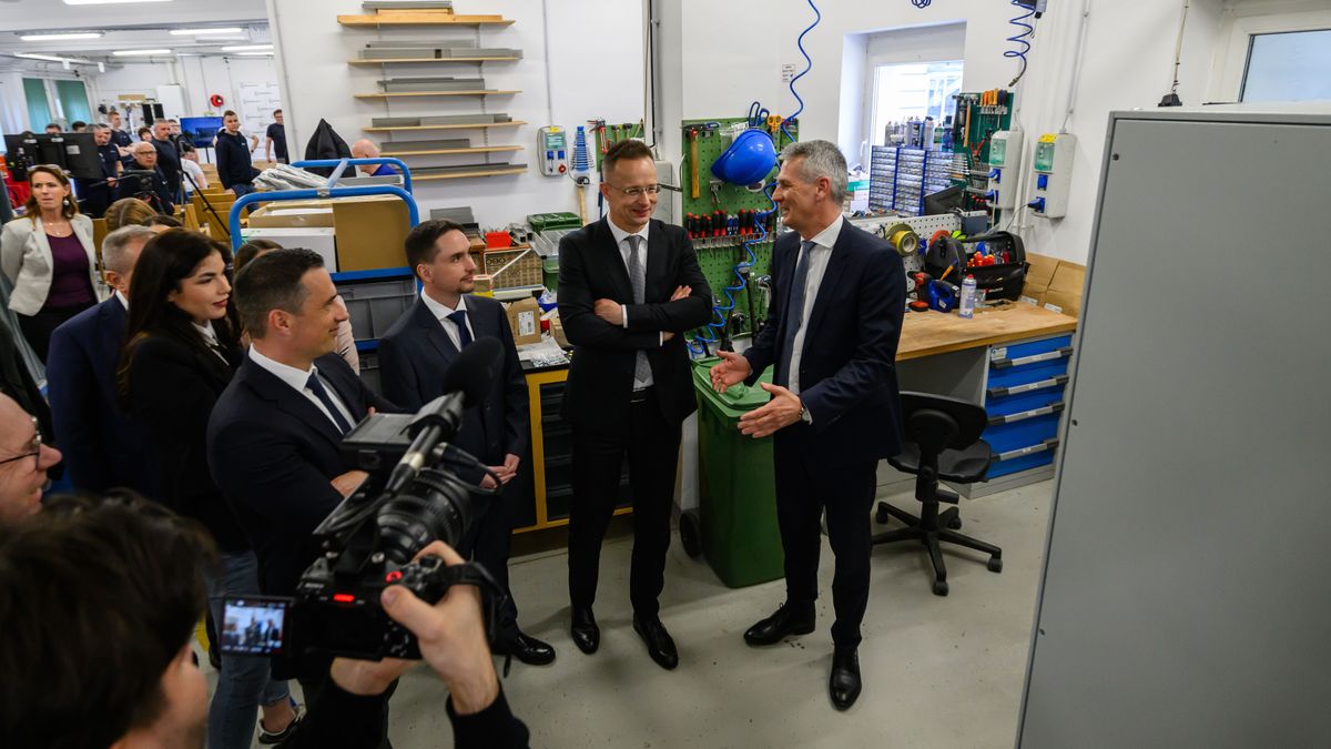 Új regionális szolgáltatóközpont Veszprémben