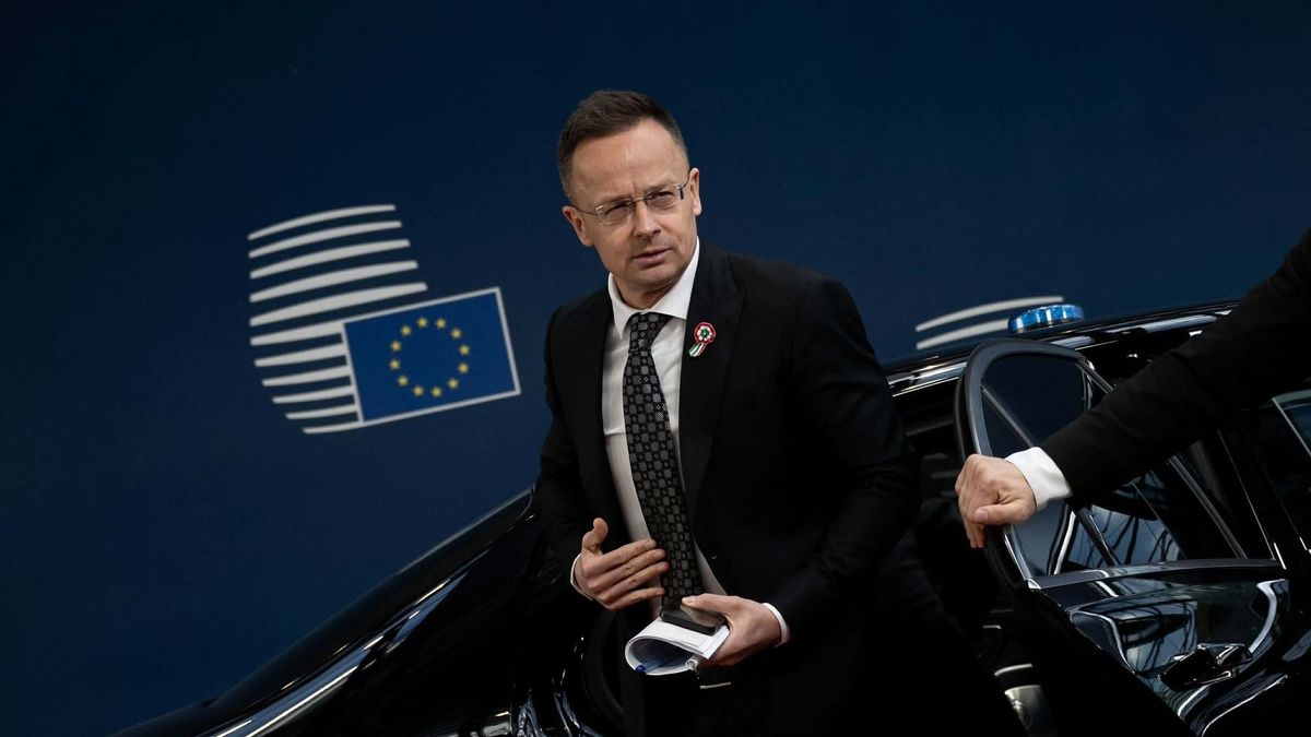 Szijjártó Péter: Magyarország és Szlovákia új benzin- és dízelvezetéket épít (videó)