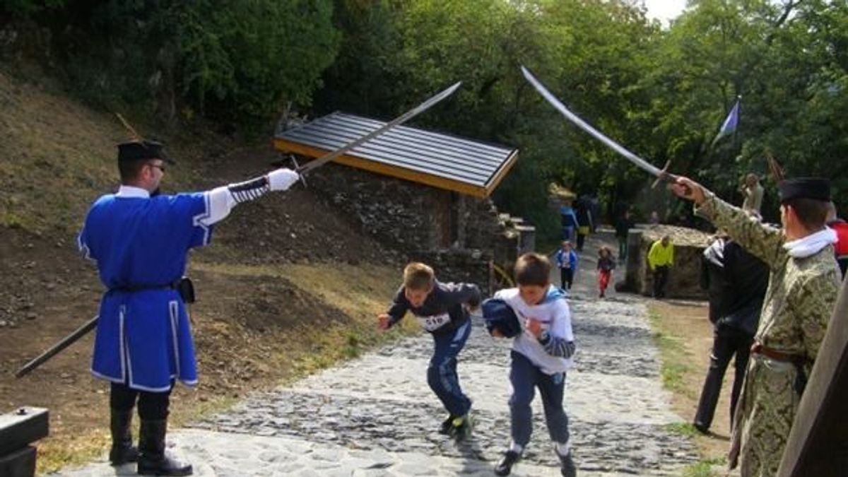 Éld át a múltat és a Balaton panorámáját a Szigligeti Várfutáson!