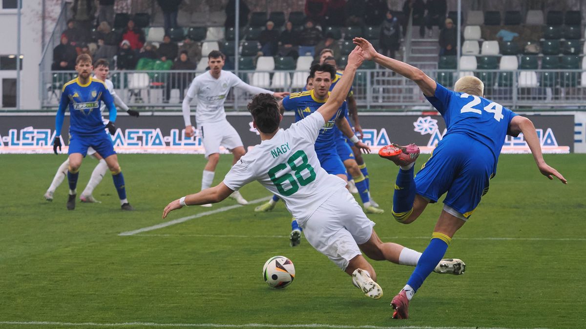 Korán hátrányba kerültek a zöld-fehérek