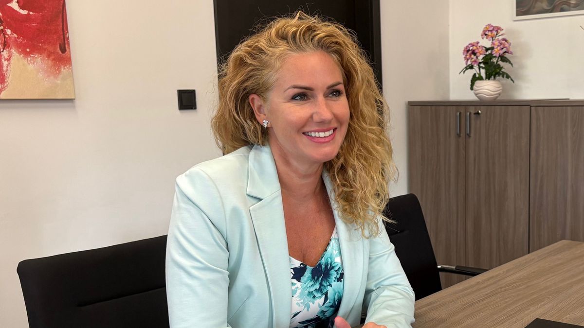 27 ezer panasz, 2,6 milliárd forint bírság – beszélgetés az NKFH veszprémi származású elnökével