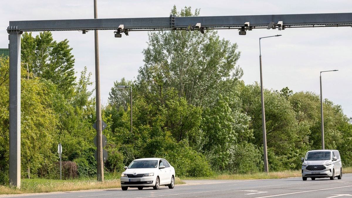 Már ezt is látja a VÉDA, több tízezres büntetés jön, ha így fotóz le