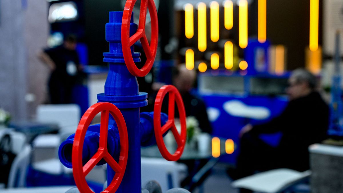 Brüsszel a magyar választás után kitiltaná az orosz kőolajat