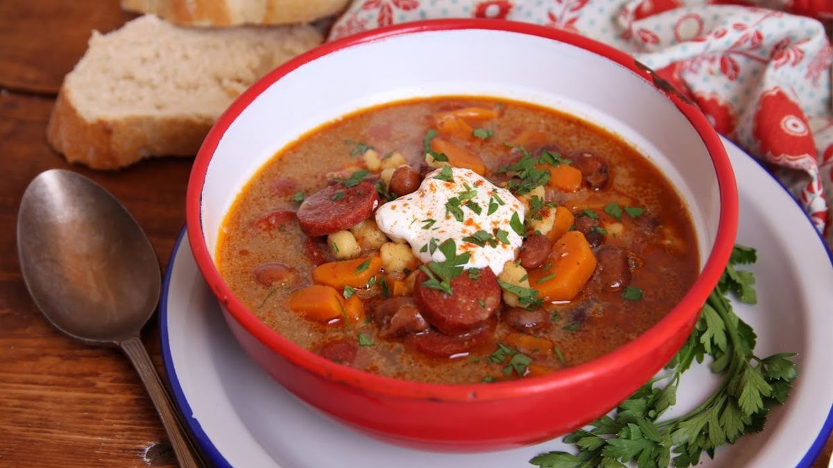 Bográcsokkal telik meg a Koloska-völgy – Jön a Jókai-bablevesfőző verseny