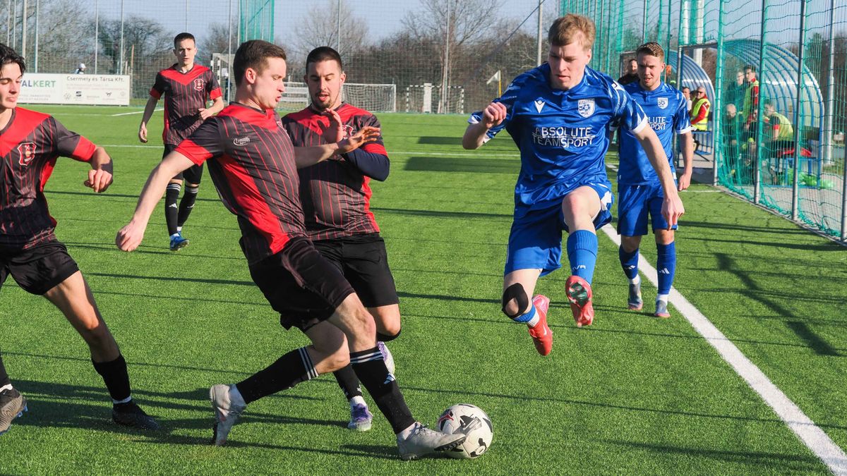 Már az idei első fordulóban nagyot lépett a bajnoki arany felé az Almádi (+ képek)