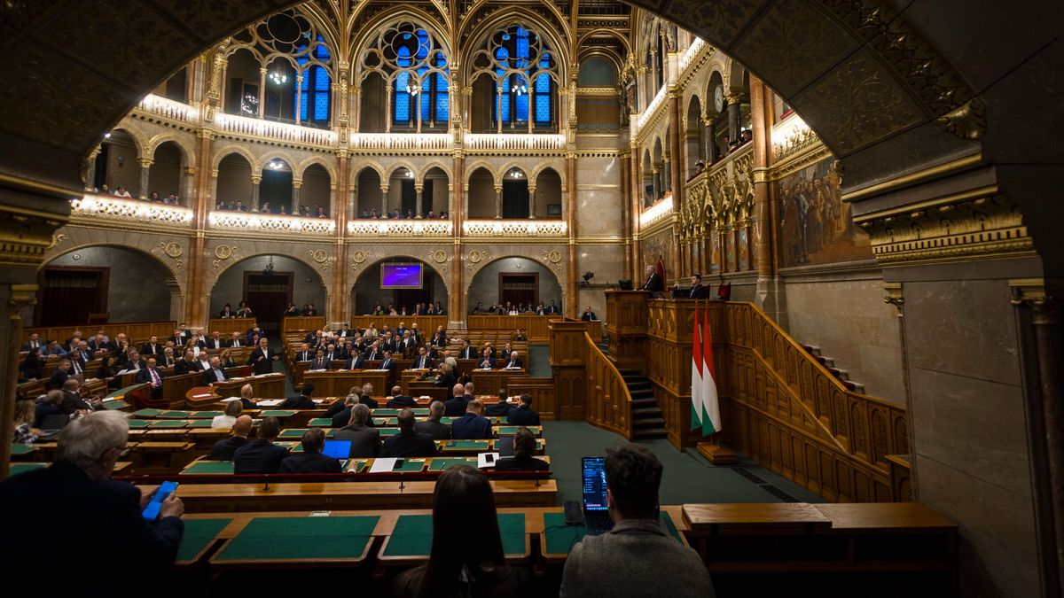 Az Országgyűlés nemet mond Ukrajna uniós csatlakozására és háborús finanszírozására