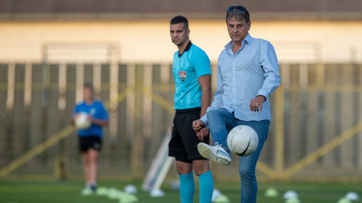 Menesztették a vezetőedzőt