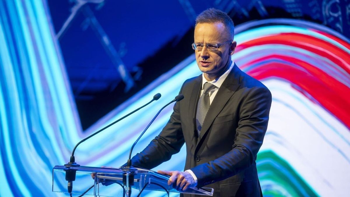 Szijjártó Péter szerint most látszik igazán az elmúlt évek eredménye (videó)