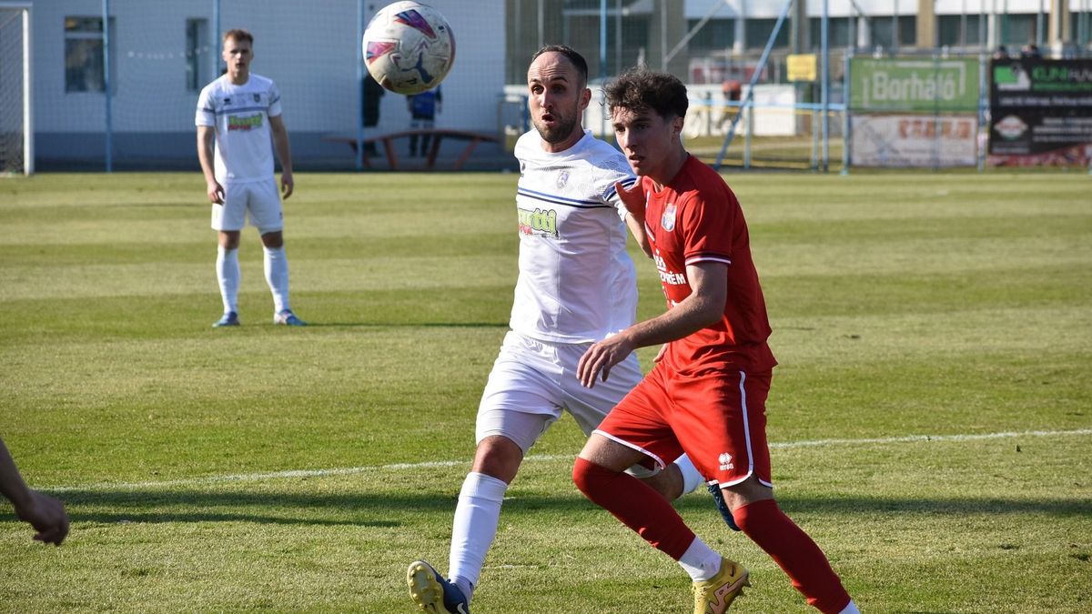 Megsemmisítő vereséget szenvedett a Perutz FC Pápa
