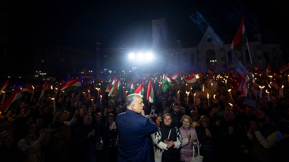 Így indult az országjárás: Orbán Viktor kulisszatitkokat osztott meg (videó)