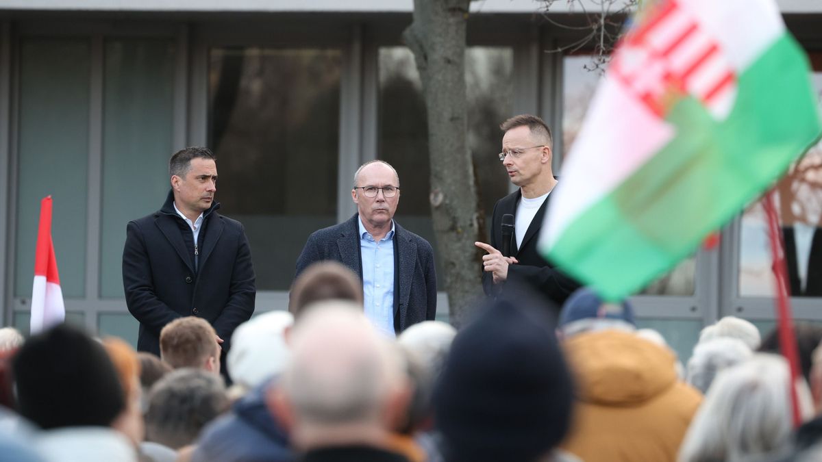 Szijjártó Péter: Brüsszel háborúba sodorná Magyarországot, a választás tétje a béke megőrzése (galéria)
