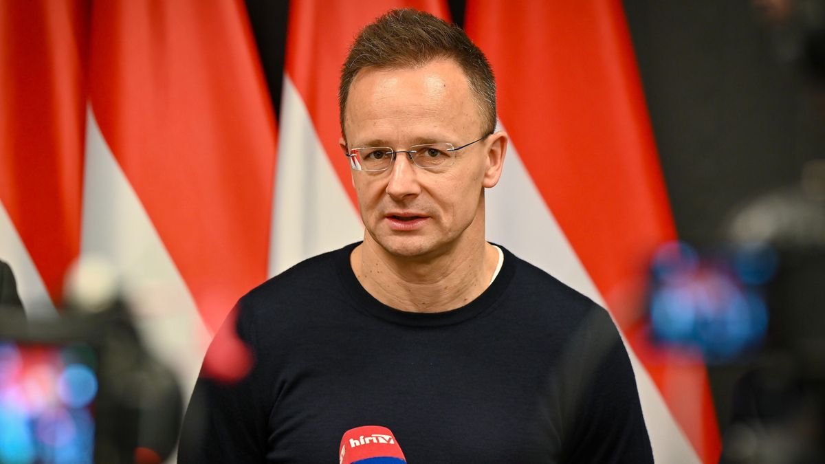 Szijjártó Péter: egy nemzeti kormány garantálja, hogy Magyarországot ne sodorják háborúba (videó)