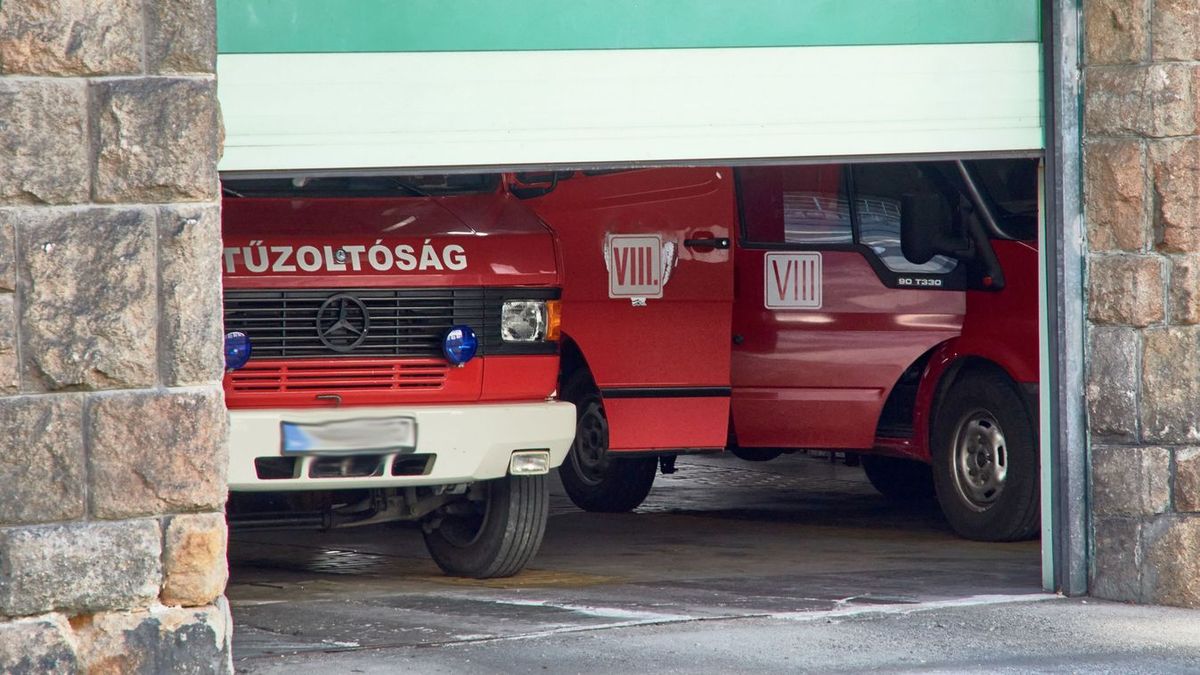 Nagy volt a riadalom a veszprémi óvodánál, tűzoltók vonultak az Egry útra
