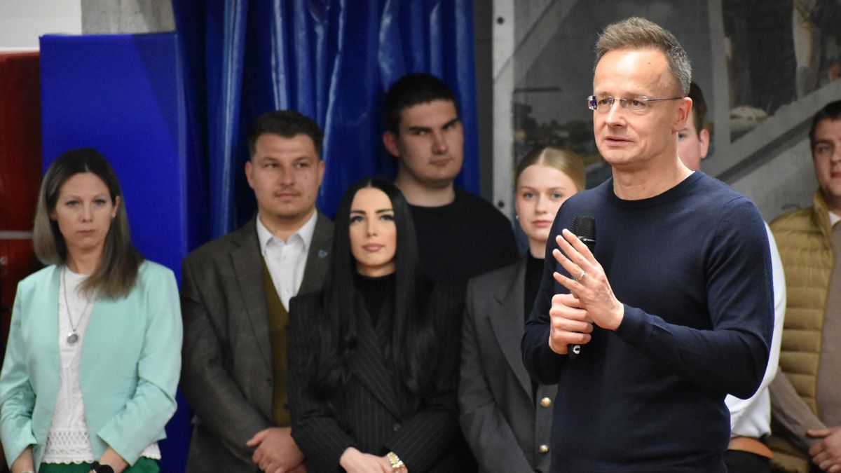 Szijjártó Péter: Merényletet követtek el Magyarországgal szemben (galéria)
