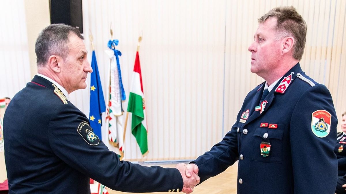 Belügyminiszteri elismerésben részesült egy balatonfűzfői tűzoltó
