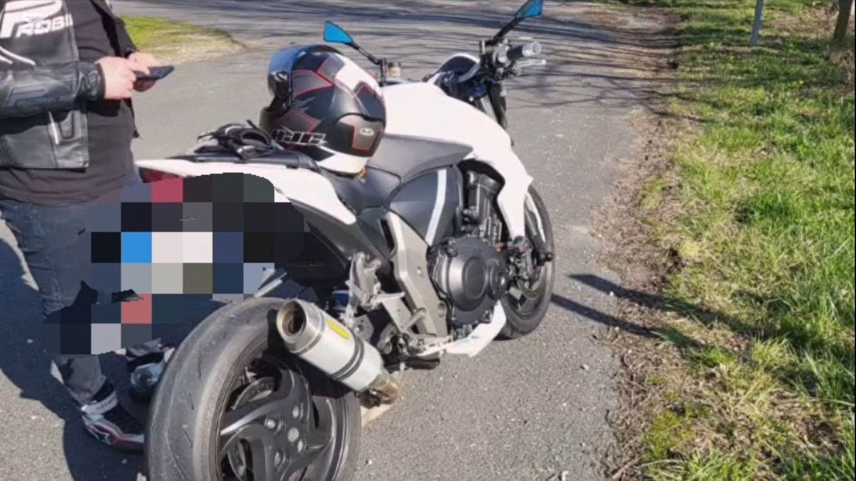 Lejárt műszaki, kopott gumik – így bukott le egy motoros Balatonedericsnél (+videó)