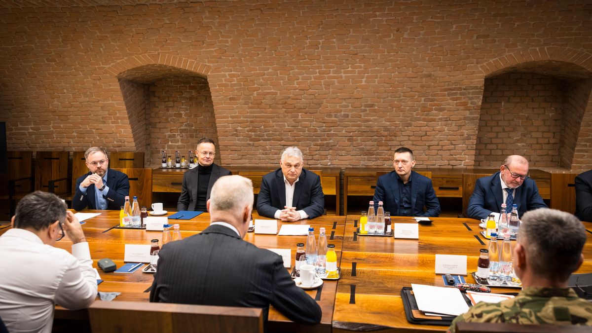 Orbán Viktor: Energiaválság van Európában, amit nálunk az ukrán olajblokád tesz még nehezebbé