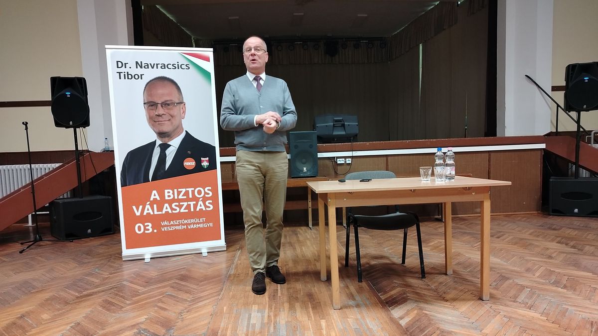 Navracsics Tibor: Hamarosan megindulhat a vonatközlekedés Ajka és Veszprém között